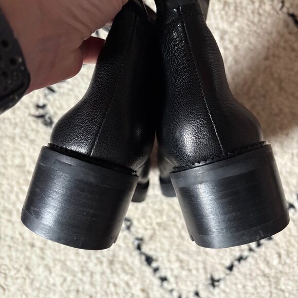 Donald Pliner Stella black goat leather pull-on Chelsea boots NWOB women's 8 - Picture 5 of 9